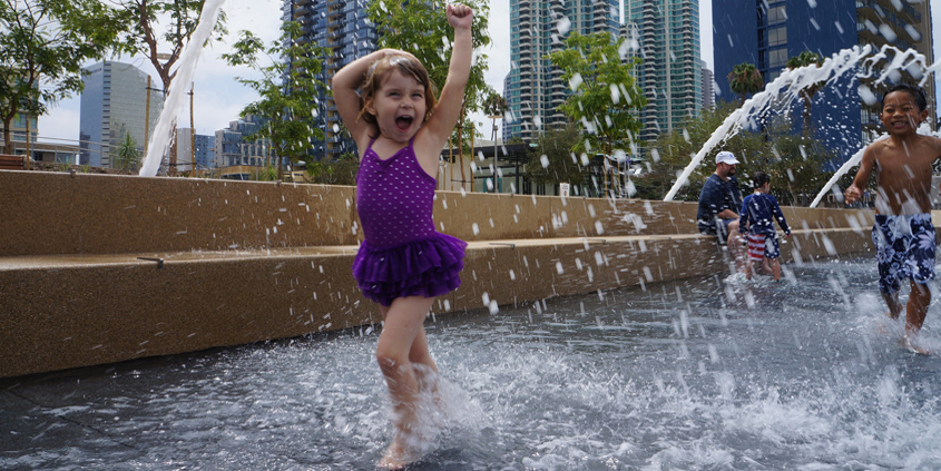As San Diego's temperatures soar, be sure your water use isn't soaring by using water resources efficiently. Photo: DaveJessica - Creative Commons License use water resources efficiently