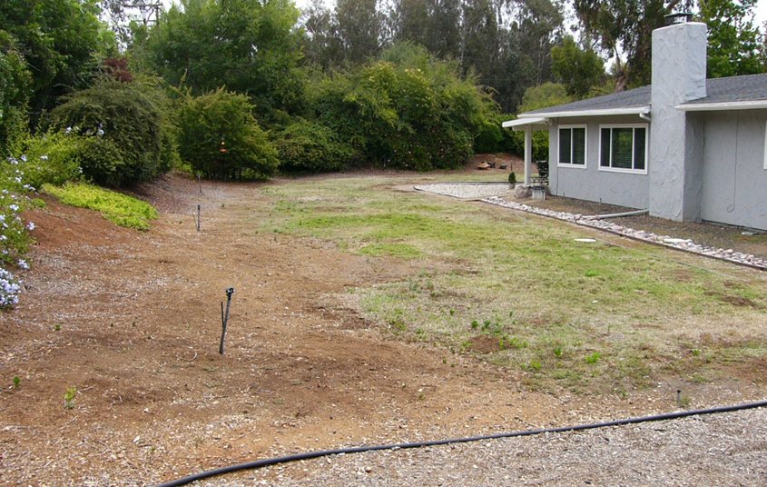 The "before" look at the Wagemester landscaping. Photo: Vista Irrigation District Vista 2021 Contest