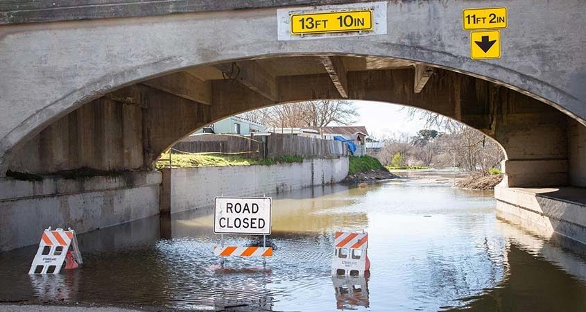 California weather-extremes-wildlfires-flooding