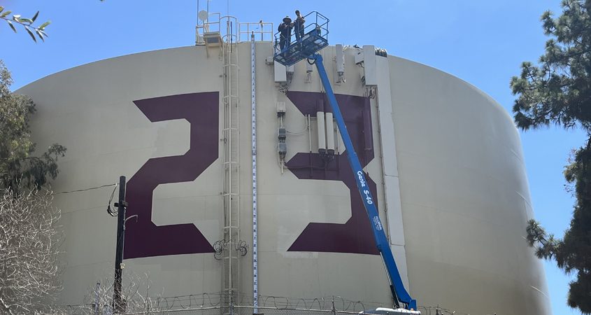 Fallbrook Public Utility District changes the painted numbers on its Rattlesnake Tank to reflect the year incoming seniors at Fallbrook High School will graduate. Photo: Fallbrook Public Utility District