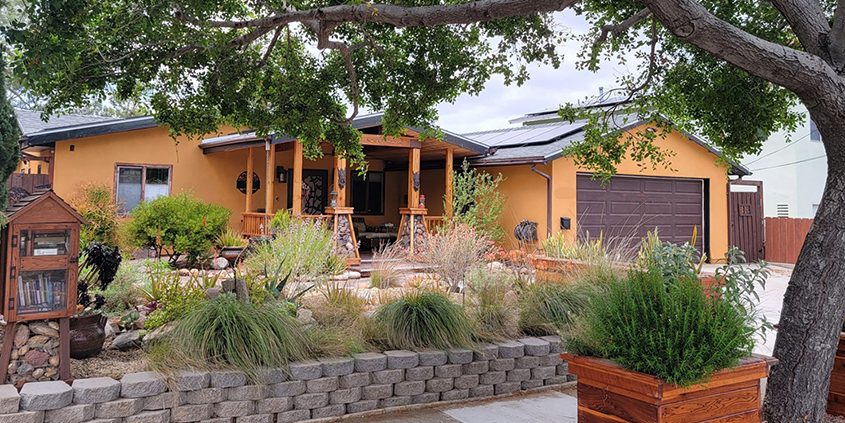 A beautiful Santee garden oasis is the winner of the 2023 Padre Dam Municipal Water District Landscape Contest. Photo: Padre Dam Municipal Water District
