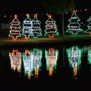 “Lights at the Lake” at the Santee Lakes Recreation Preserve features 100,000 lights and three dozen displays nightly through December 28. Photo: Santee Lakes Recreation Preserve holiday activities