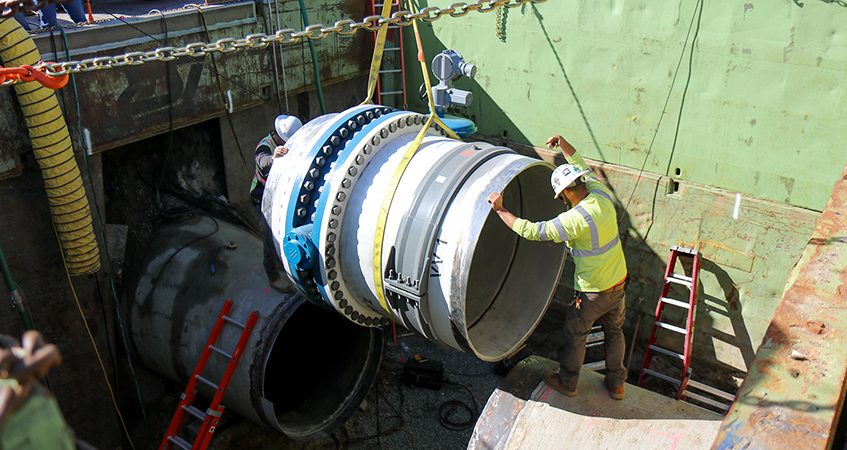 Helix Water District crews lower the five-ton replacement valve into place for installation. Photo: Helix Water District