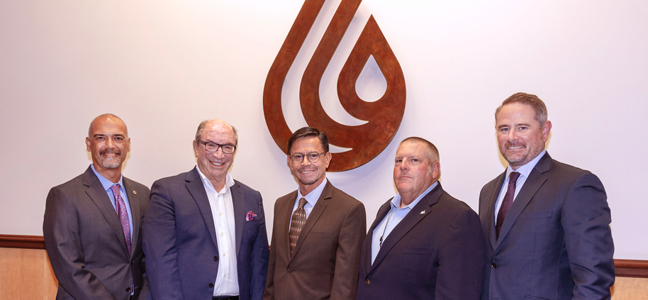 Leaders from the Metropolitan Water District join SDCWA board Chair, Secretary and General Manager at the August 2024 Board meeting.