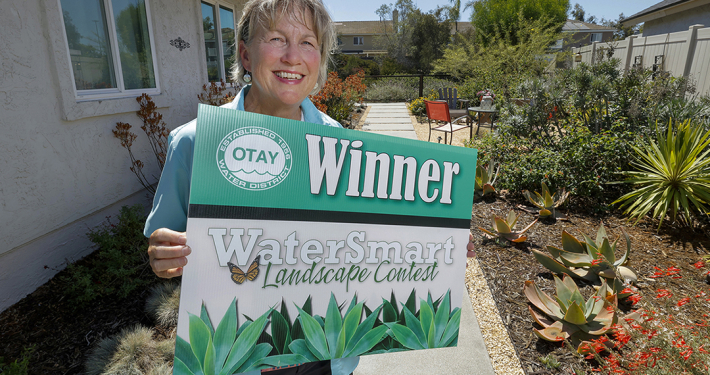 Catherine Spence and her husband David are the 2025 winners of the Otay Water District Watersmart Landscape Contest. Photo: Otay Water District