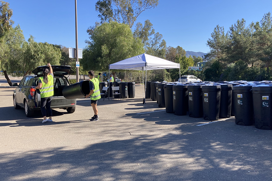 Participants in two upcoming workshops can pick up their new discounted rain barrels at the same time. Photo: Courtesy: Solana Center for Environmental Innovation