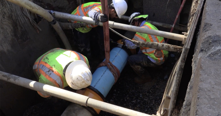 Vallecitos Water District maintenance team workers effect repairs on a pipeline in San Marcos. Photo: Vallecitos Water District water shutdowns